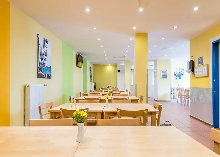 Hotel A&o Stadthalle 2*